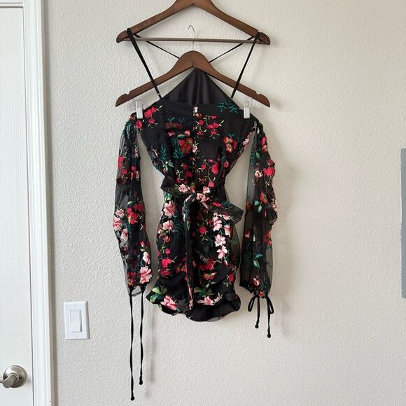Tularosa Revolve Black Floral Embroidered Cali Mini Dress size Small - Picture 5 of 15